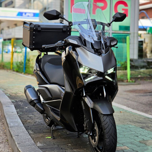 xmax300 야마하 4166km 신형 오토바이 판매합니다 이미지