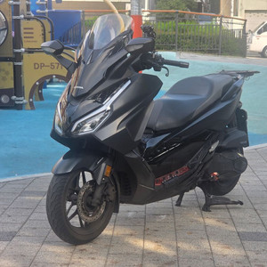 23년식/포르자350cc/컨디션최상급매물팝니다 이미지