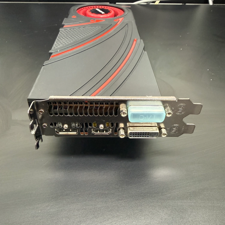 기가바이트 AMD 라데온 R9 290 4GB GDDR5 레퍼런스 그래픽카드 이미지
