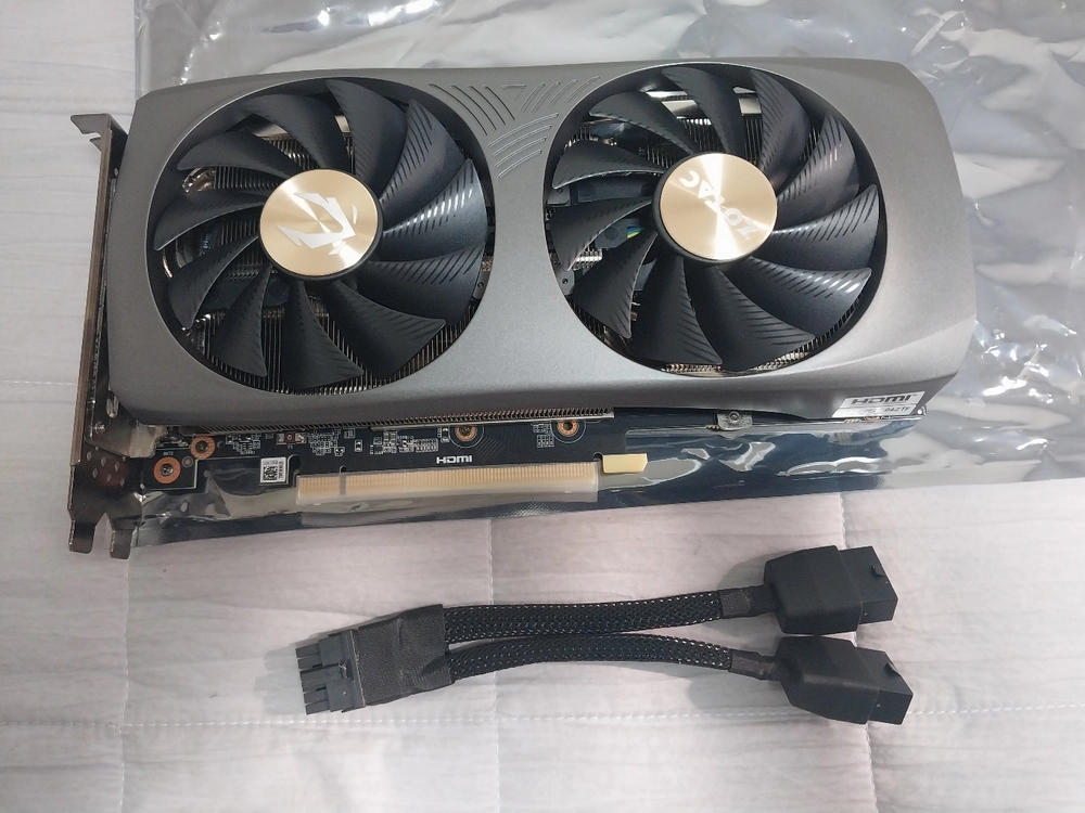 조텍 ZOTAC RTX 4070 SUPER TWIN EDGE OC 12GB 본체 탈거 미사용 제품 신품급 이미지