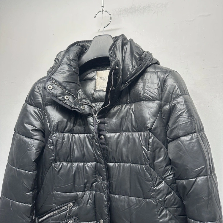 자라 ZARA 트라팔루크 유광 후드 패딩자켓 숏패딩 푸퍼자켓 퀼팅 집업 점퍼 블랙 여성 M 이미지