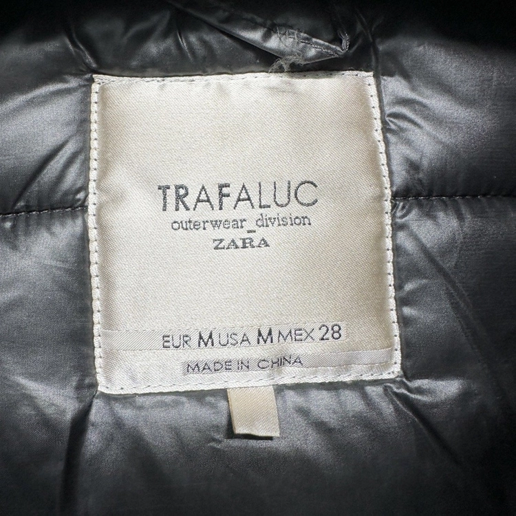 자라 ZARA 트라팔루크 유광 후드 패딩자켓 숏패딩 푸퍼자켓 퀼팅 집업 점퍼 블랙 여성 M 이미지