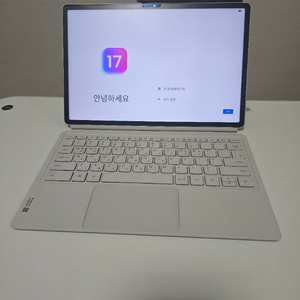 (정발)요가탭 플러스 AI 12.7인치 화이트 팝니다 이미지