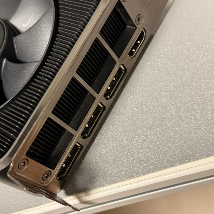 RTX 3080Ti FE 파운더스 에디션 이미지