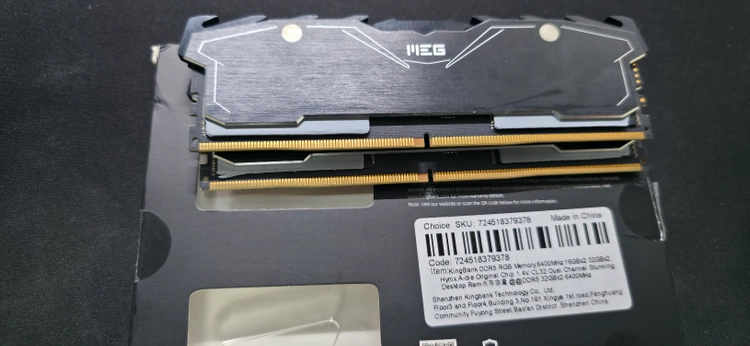 KingBank DDR5 64GB, 6400 CL32 메모리 / SK 하이닉스 A다이 이미지