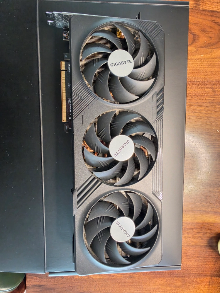 기가바이트 rx 7900xt 20gb 이미지