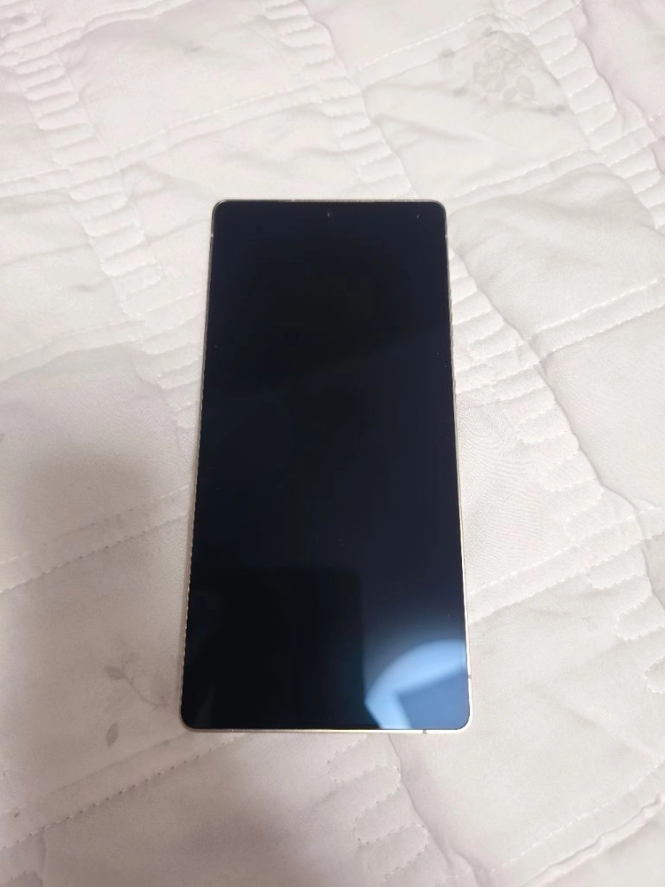 삼성 갤럭시 S25 울트라 512gb 티타늄 블랙 팝니다 - 안심되는 중고거래