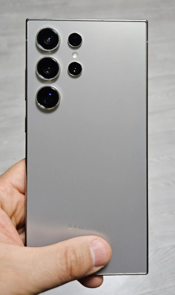 갤럭시 S24울트라 그레이 256GB 싸게 팝니다. 이미지