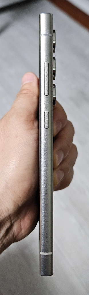 갤럭시 S24울트라 그레이 256GB 싸게 팝니다. 이미지