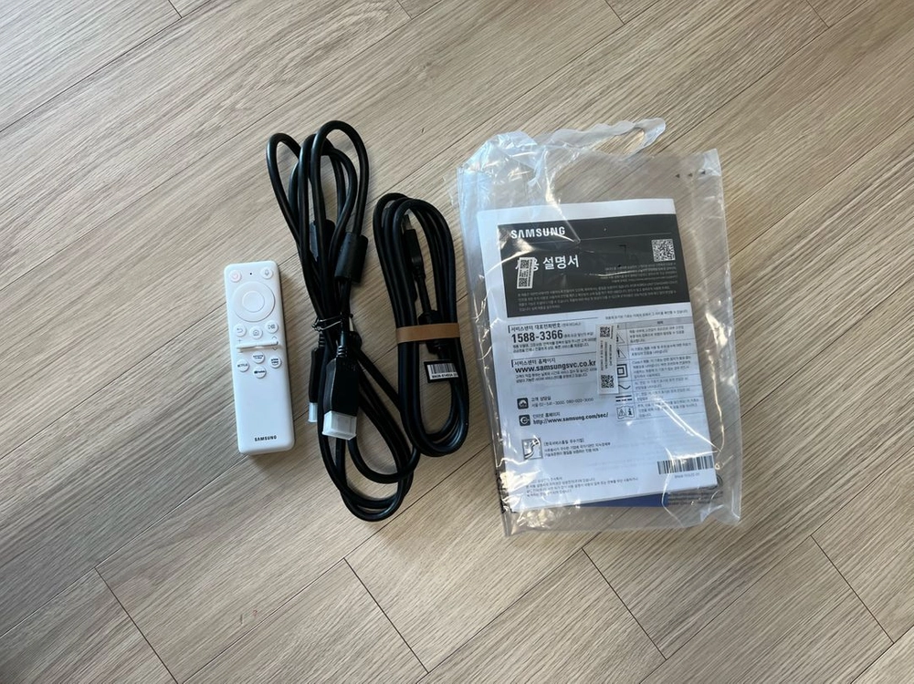 삼성 오디세이 Neo G7 43인치 4K 게이밍 모니터 이미지
