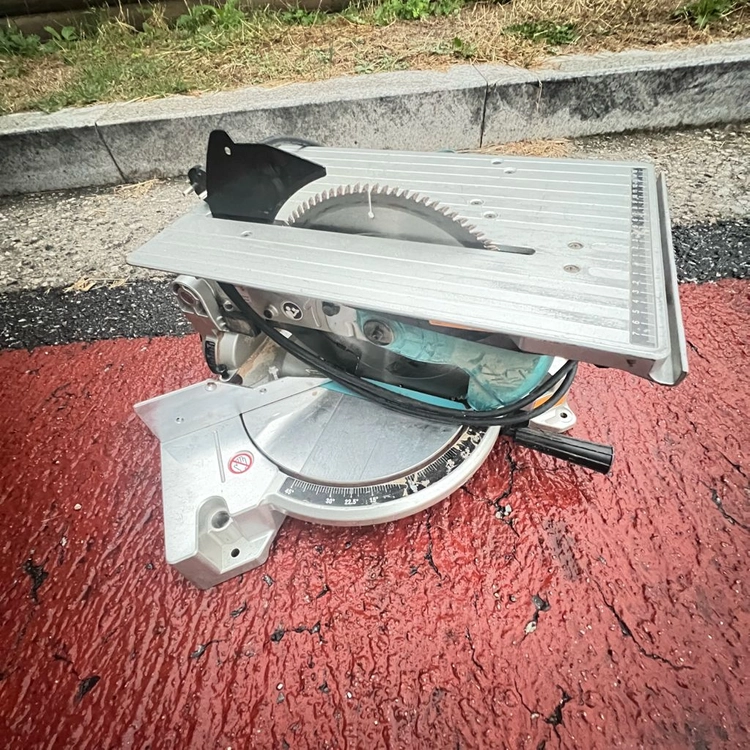 마끼다 lh1040f 각도절단기 - 안심되는 중고거래