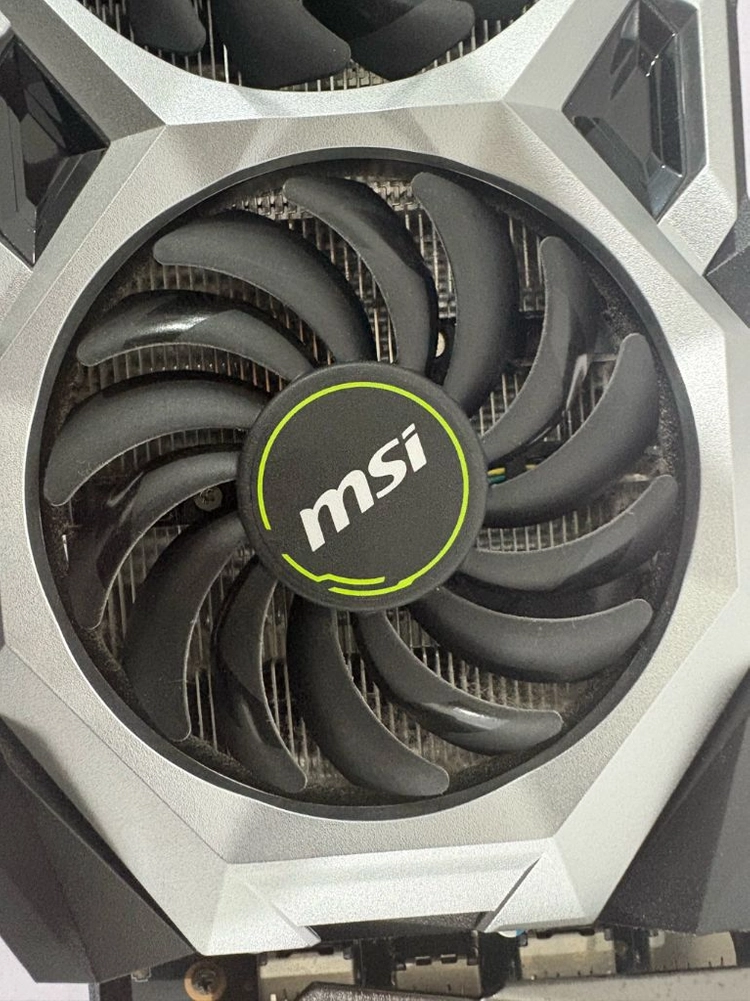 RTX 2070 SUPER 그래픽카드 이미지