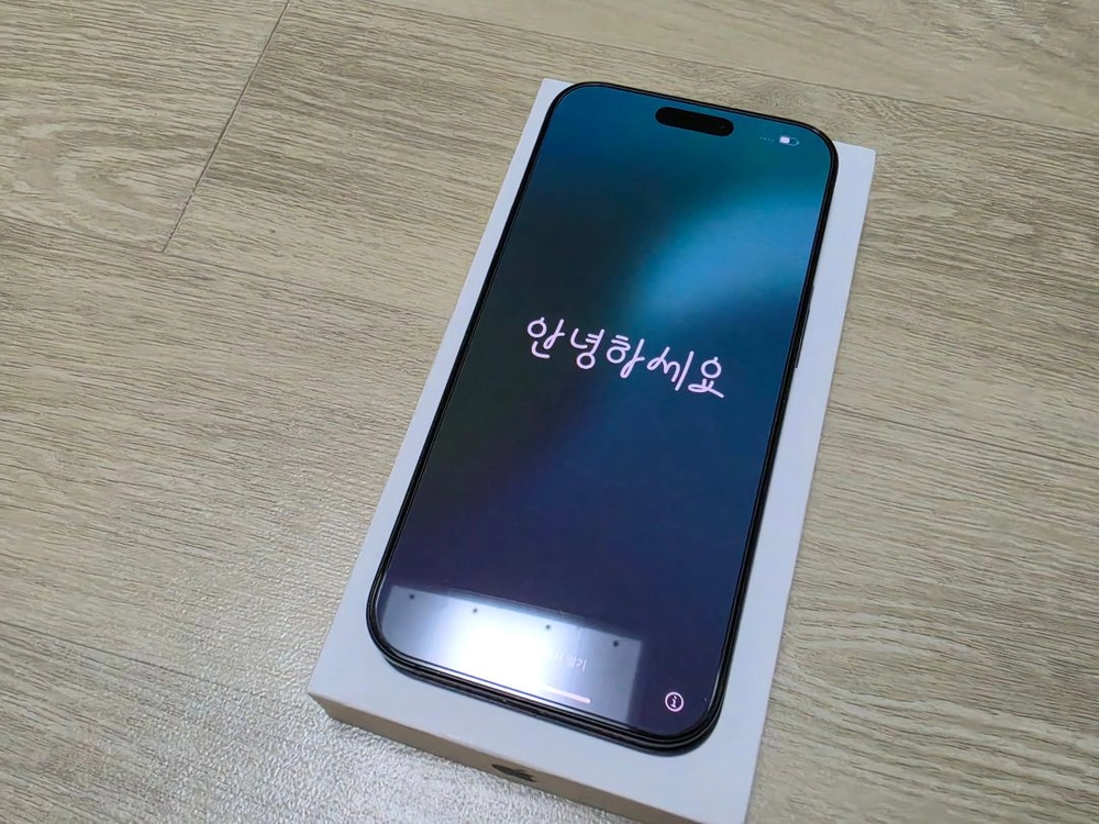 아이폰 16프로 맥스 256기가 판매합니다 이미지