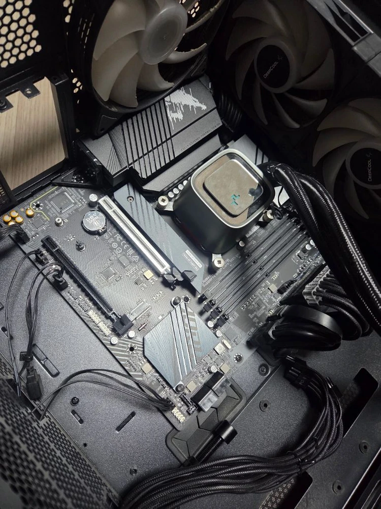 B760M AORUS 판매합니다. (외, 파워, 케이스, 쿨러 추가구매 가능음) 이미지