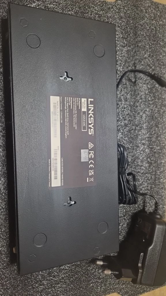 링크시스 LINKSYS LGS310C 8+2포트 기가비트 허브 이미지
