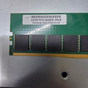 가격내림 - 32GB DDR5 ECC UDIMM 4개 총 128GB 팝니다. 이미지