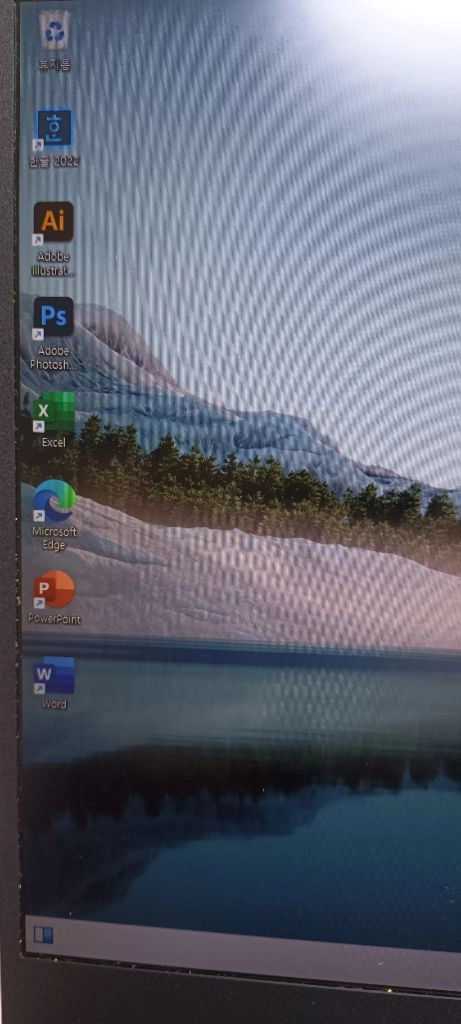 기가바이트 17인치게이밍 노트북 RTX3060 저장공간 1.5테라 싸게 팝니다 이미지