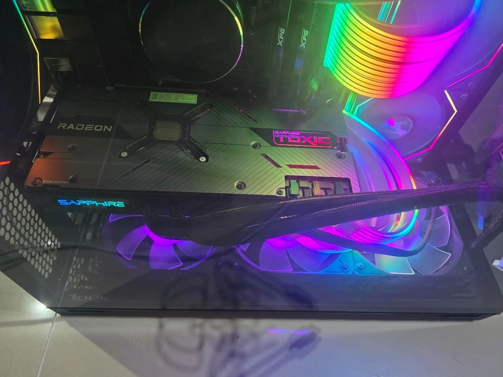 rx6900xt toxic 그래픽카드 이미지