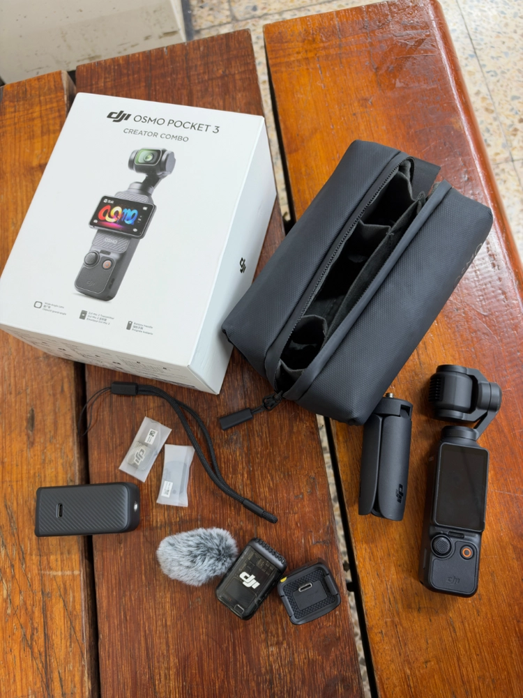 DJI 오즈모 포켓 3 크리에이터 콤보 풀박스 40만원에 판매해요 - 안심되는 중고거래