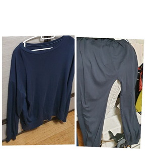 네이비색 상하복세트 이미지