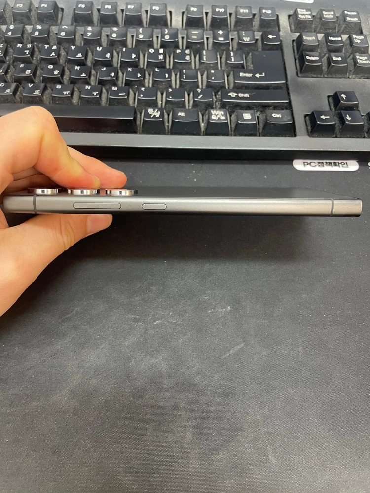 갤럭시S24울트라 블랙 256GB 무잔상 상태좋은 중고76만6천팝니다 이미지
