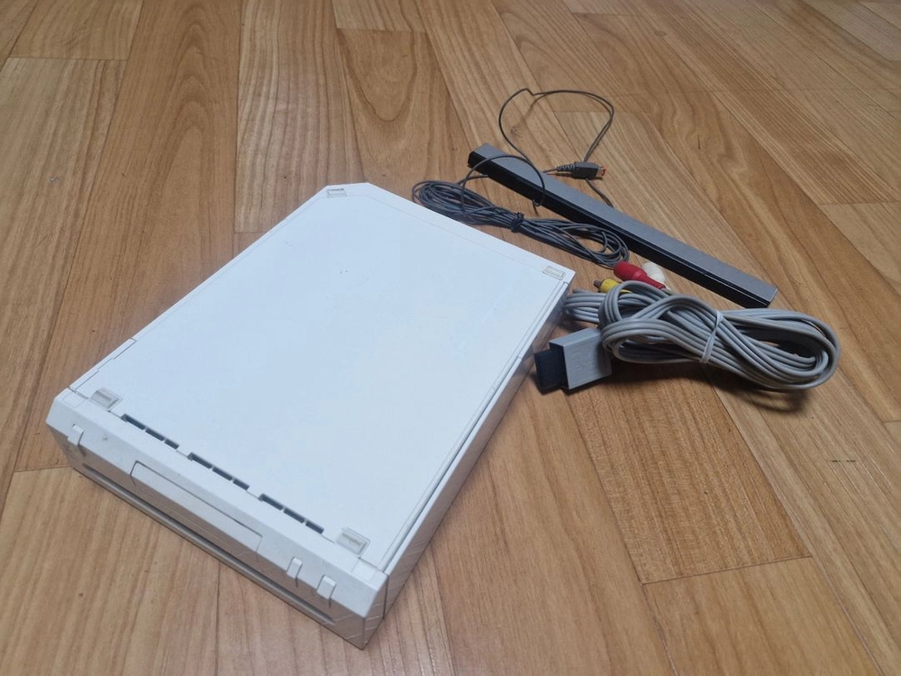 닌텐도 Wii RVL-001(KOR) 게임기 + 센서바 이미지