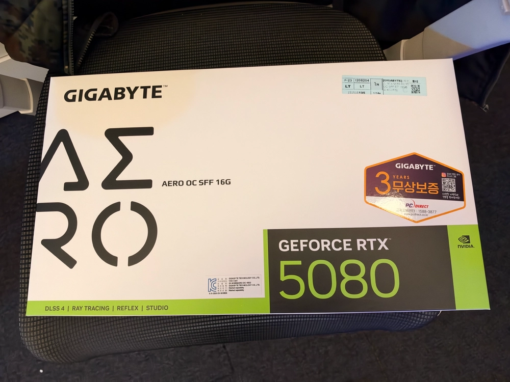 GIGABYTE 지포스 RTX 5080 AERO OC SFF D7 16GB 피씨디렉트 이미지