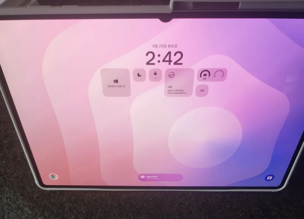 S급<갤럭시탭S11 울트라 512Gb풀박스> wifi +S펜, 슈피겐 케이스, 블루투스키보드 이미지