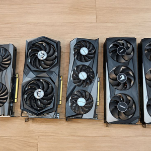 기가바이트 컬러플 이노3D RTX3060TI ( RTX5060 동급) 그래픽카드 팝니다 이미지