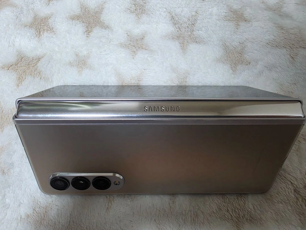 삼성 갤럭시Z 폴드3 5G..SM-F926N. 256GB. 테두리힌지부분기스파손없음.액정 ㅡ내용참고 사진참고 이미지