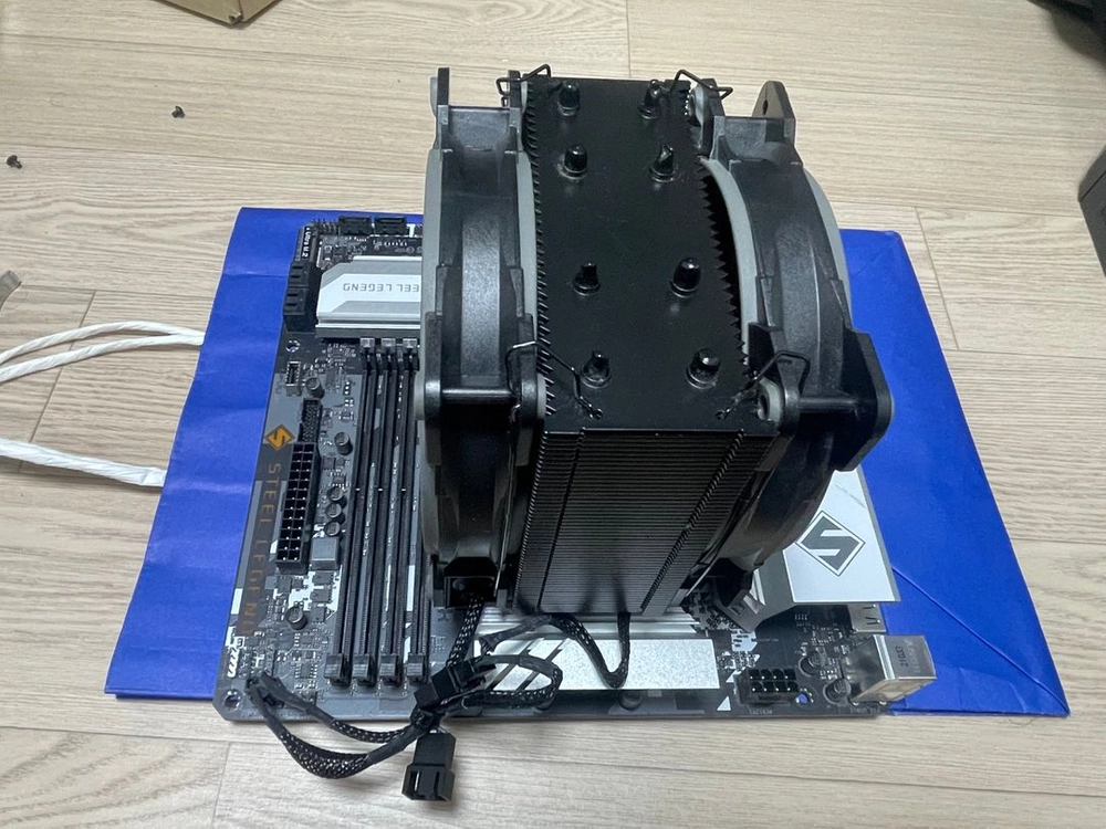 10700F + B560B + 쿨러 일괄 판매합니다. 이미지