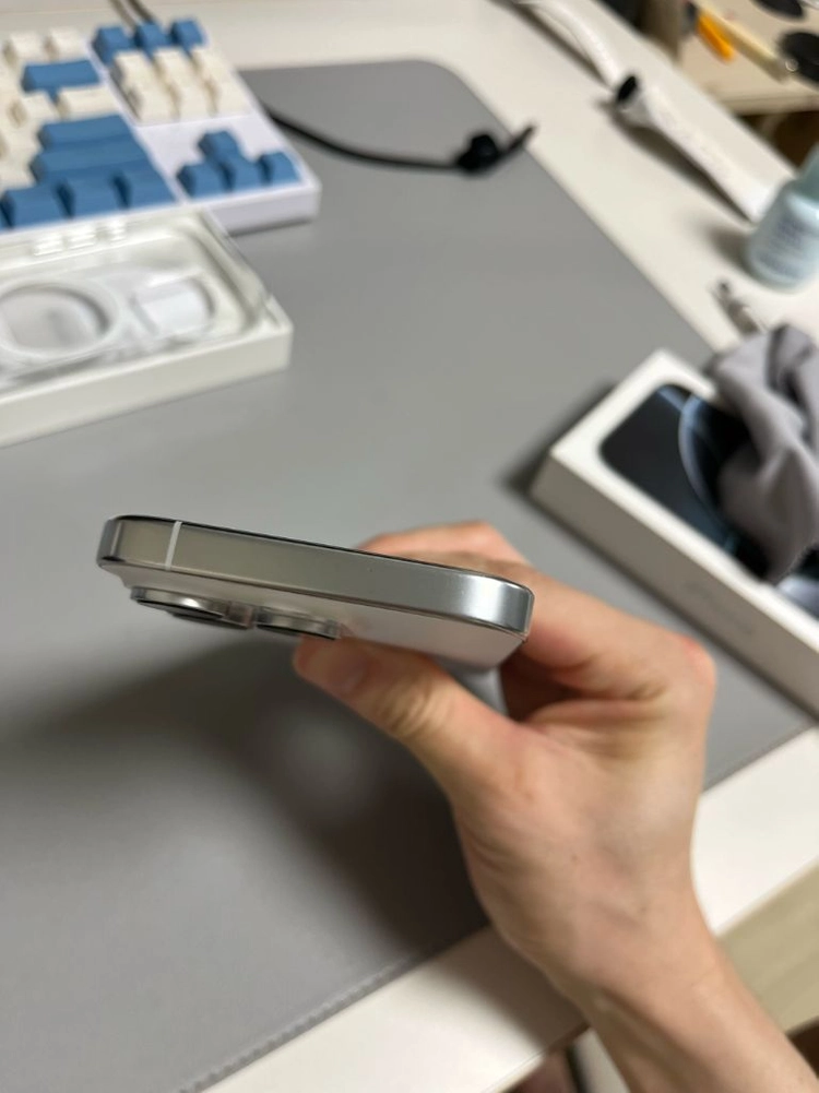 아이폰16프로 화이트 128gb 이미지