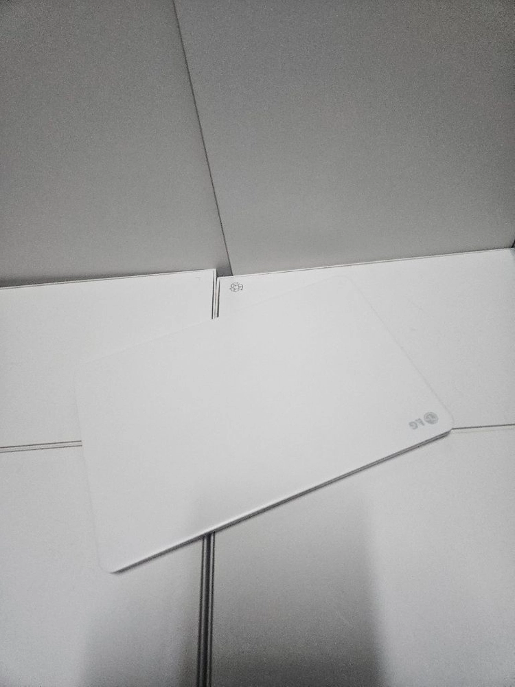 LG울트라북 노트북 15U590 15인치 !3-8세대/램8/SSD256+HDD500 이미지