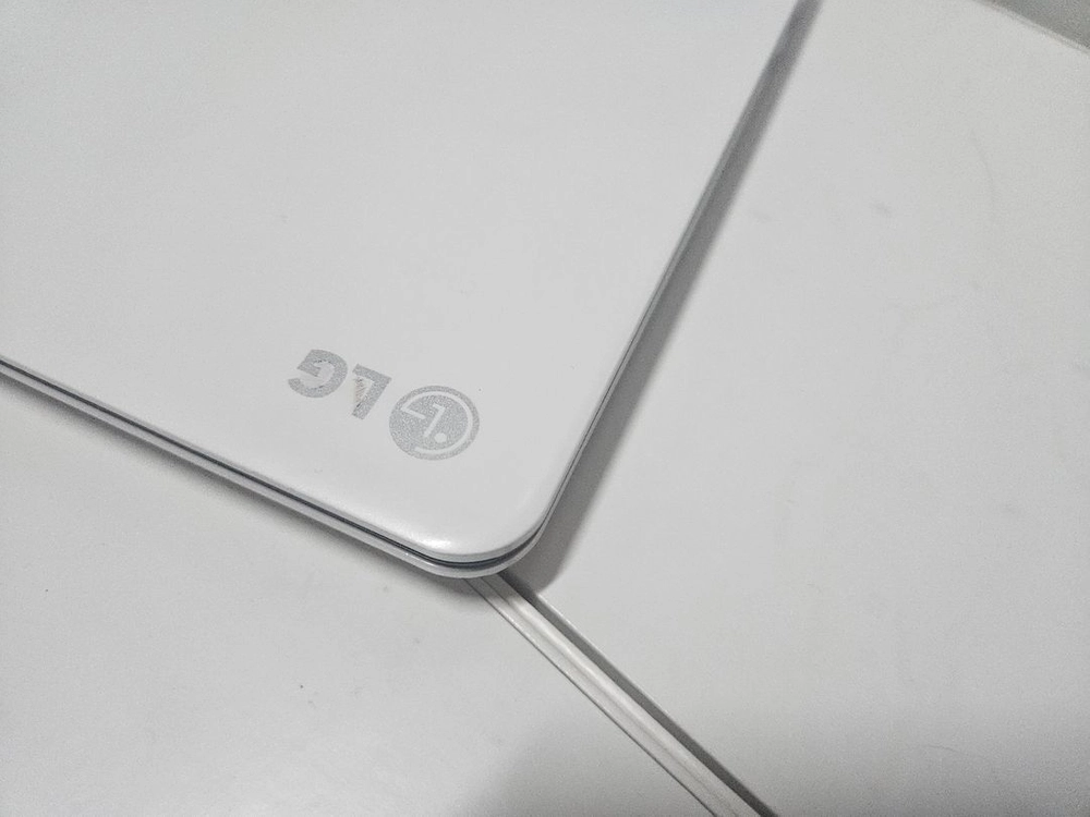 LG울트라북 노트북 15U590 15인치 !3-8세대/램8/SSD256+HDD500 이미지
