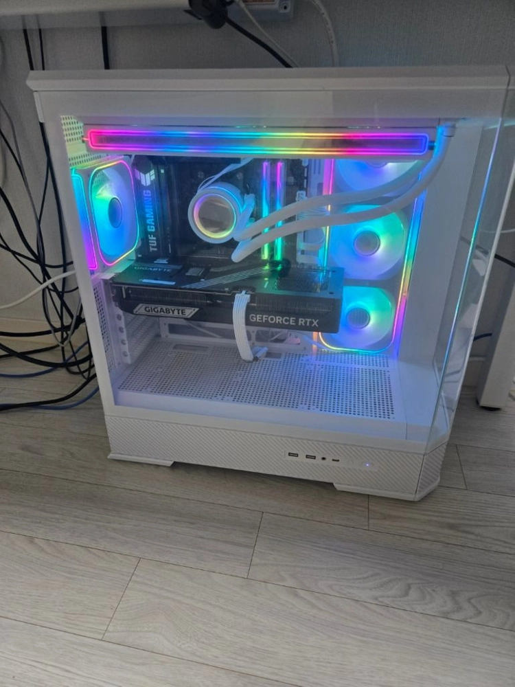 9950X3D /RTX 5080 /DDR5 64GB / 울트라기어27인치 OLED 480Hz 완본체 팝니다 - 안심되는 중고거래