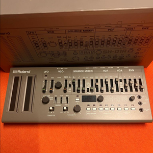 Roland SH-01A 롤랜드 SH01A 이미지