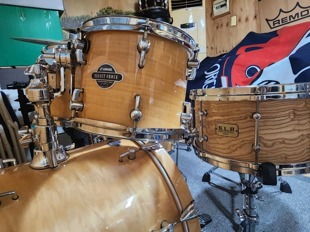 소노(Sonor) 셀렉트포스+ 타마(Tama) G.Maple 스네어 드럼셋 팝니다.(심벌,하드웨어 포함) 이미지