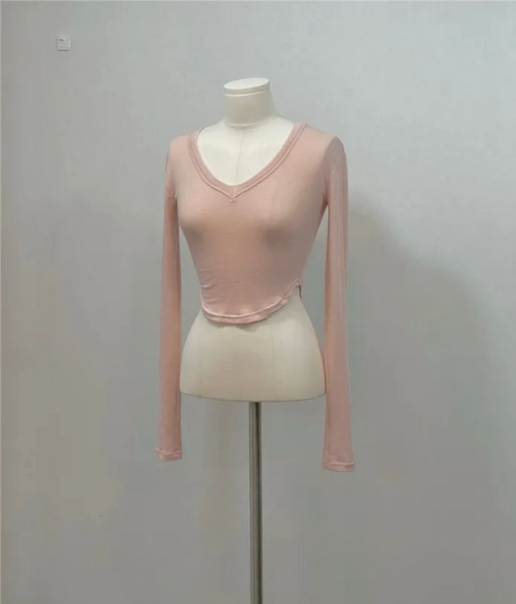 브이넥 크롭 굴림 롱 슬리브 티셔츠 이미지