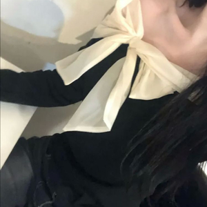 러블리 오프숄더 긴팔 니트t 리본 블라우스 이미지