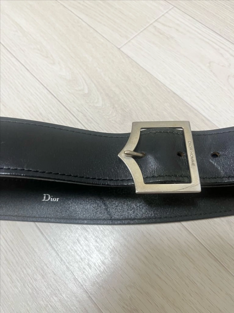 디올옴므 D벨트 이미지