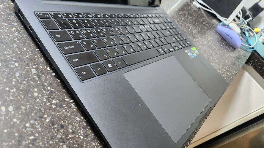 삼성 16인치 고성능 갤럭시북3 울트라 인텔i7,램32G,RTX4050 이미지