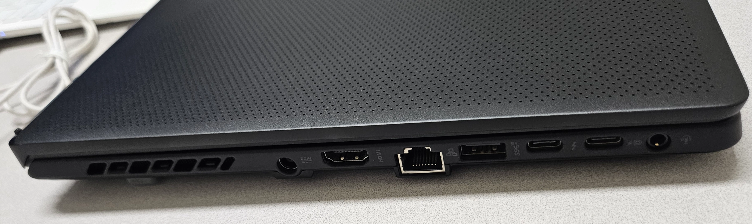 노트북 AI학습 및 로컬, 게이밍 ASUS ROG 제피러스 M16 (i9 12900h, rtx 3080ti 16g) 이미지