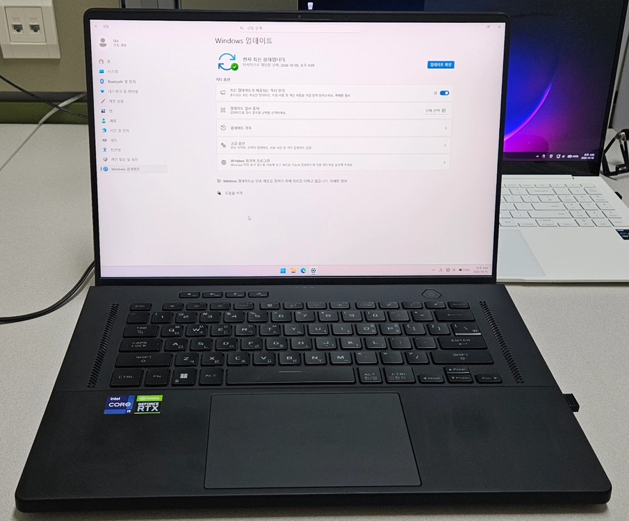 노트북 AI학습 및 로컬, 게이밍 ASUS ROG 제피러스 M16 (i9 12900h, rtx 3080ti 16g) 이미지
