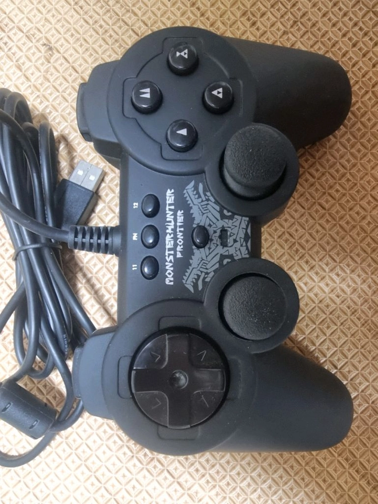 한정판 새제품 몬스터헌터 프론티어 PC USB 패드 이미지