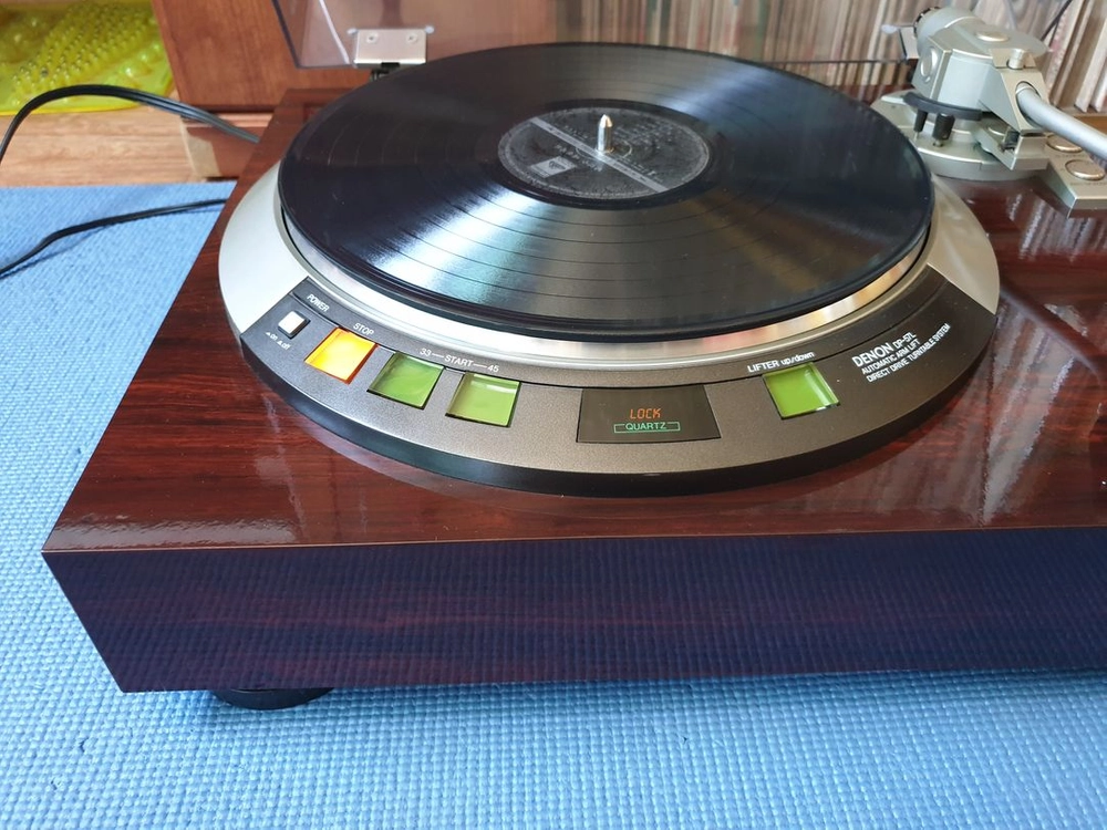 DENON DP~57L턴테이블 이미지