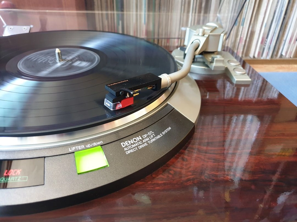 DENON DP~57L턴테이블 이미지