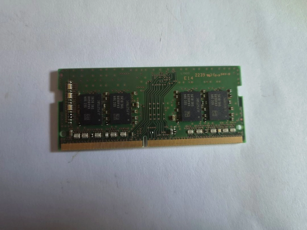 ddr4 pc4 25600 8GB 1개(노트북용) 이미지