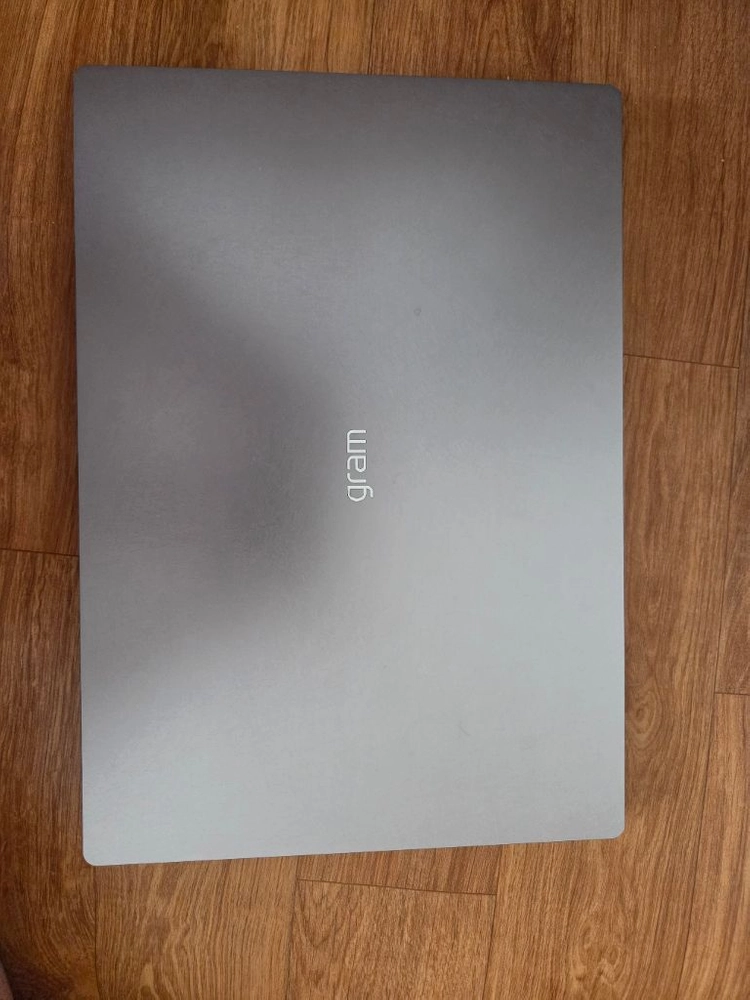 Lg 그램 16 16Z95U-GS5BK 판매합니다 이미지