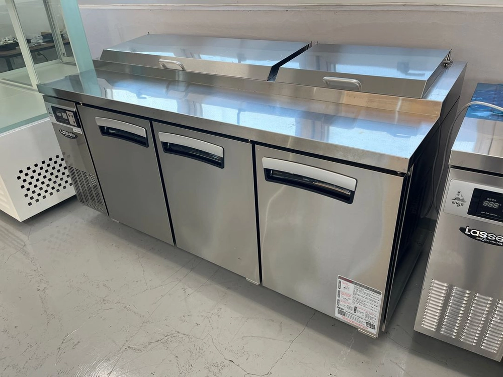 라셀르 토핑냉장고 1800 중고 간냉식 LPT-1834R 브런치 샐러드 밧드 바트 피자 김밥 반찬 이미지