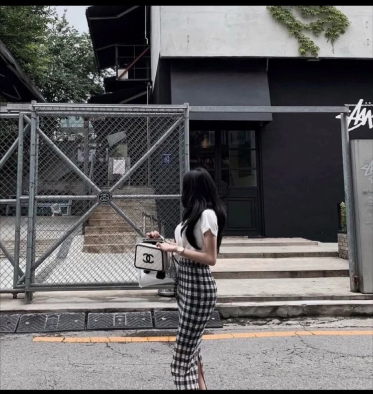 구즈 맨투맨 스커트 바지 가디건 등 의류 싸게정리해요 이미지